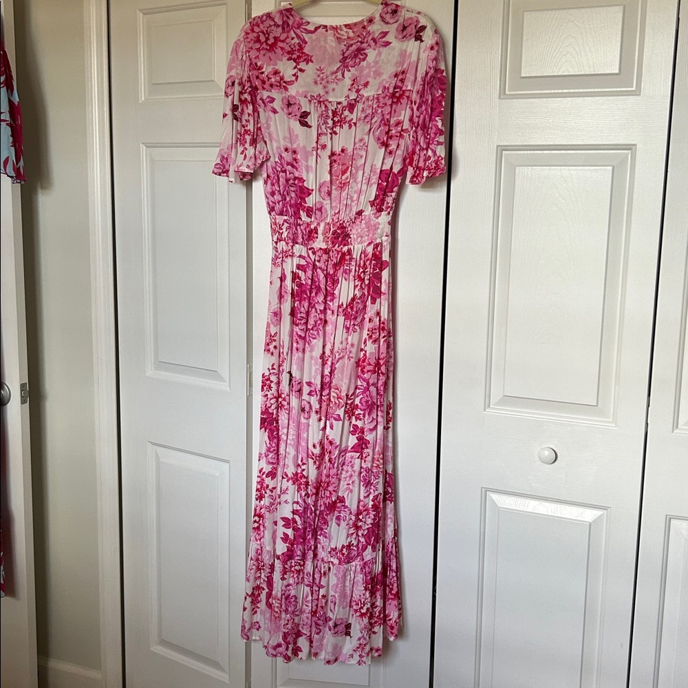 Chic Pink Floral Maxi Dress - Picture 2 of 14